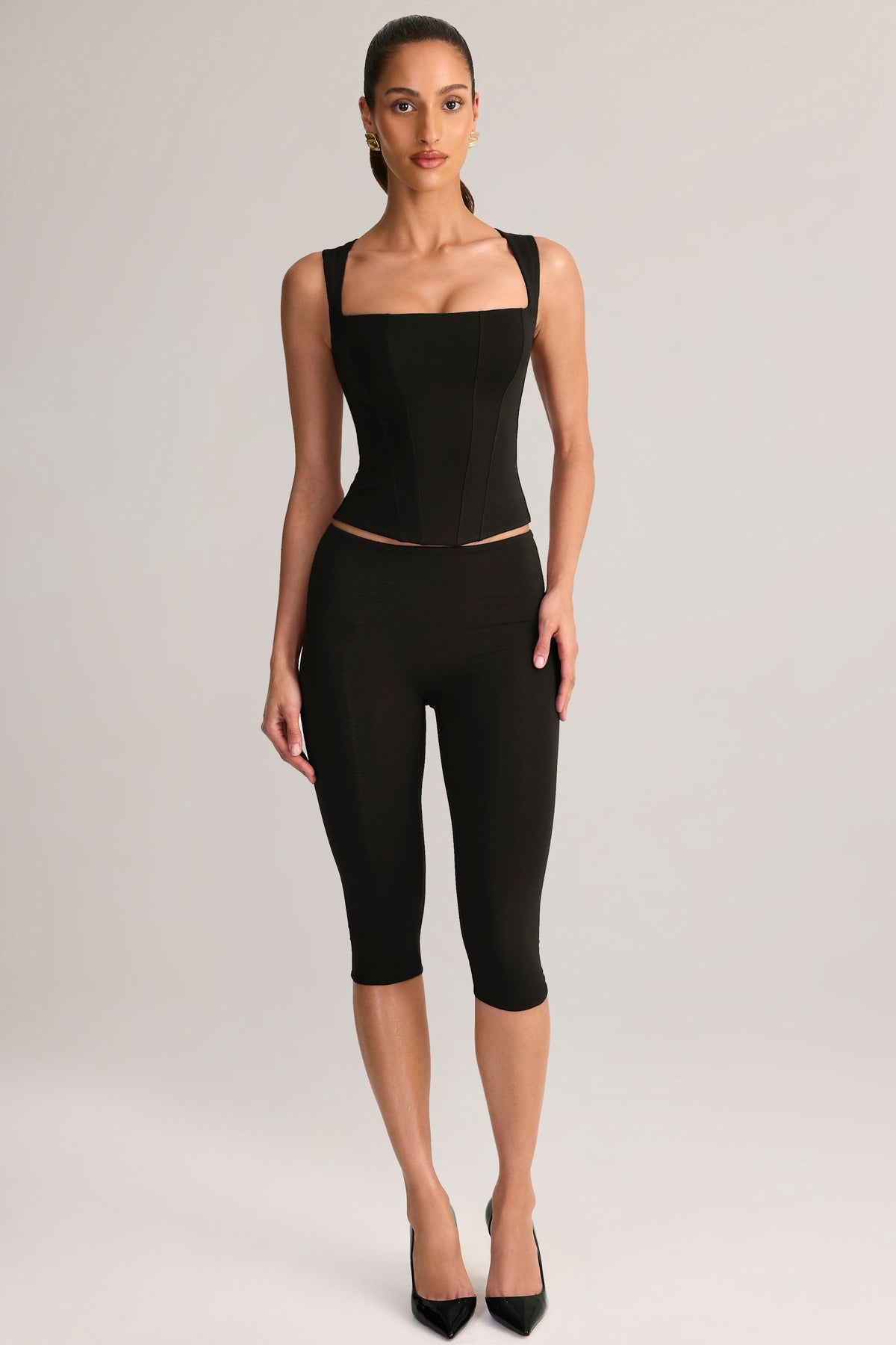 Belavie Sure Modal Mid-Rise Capri Leggings in Black