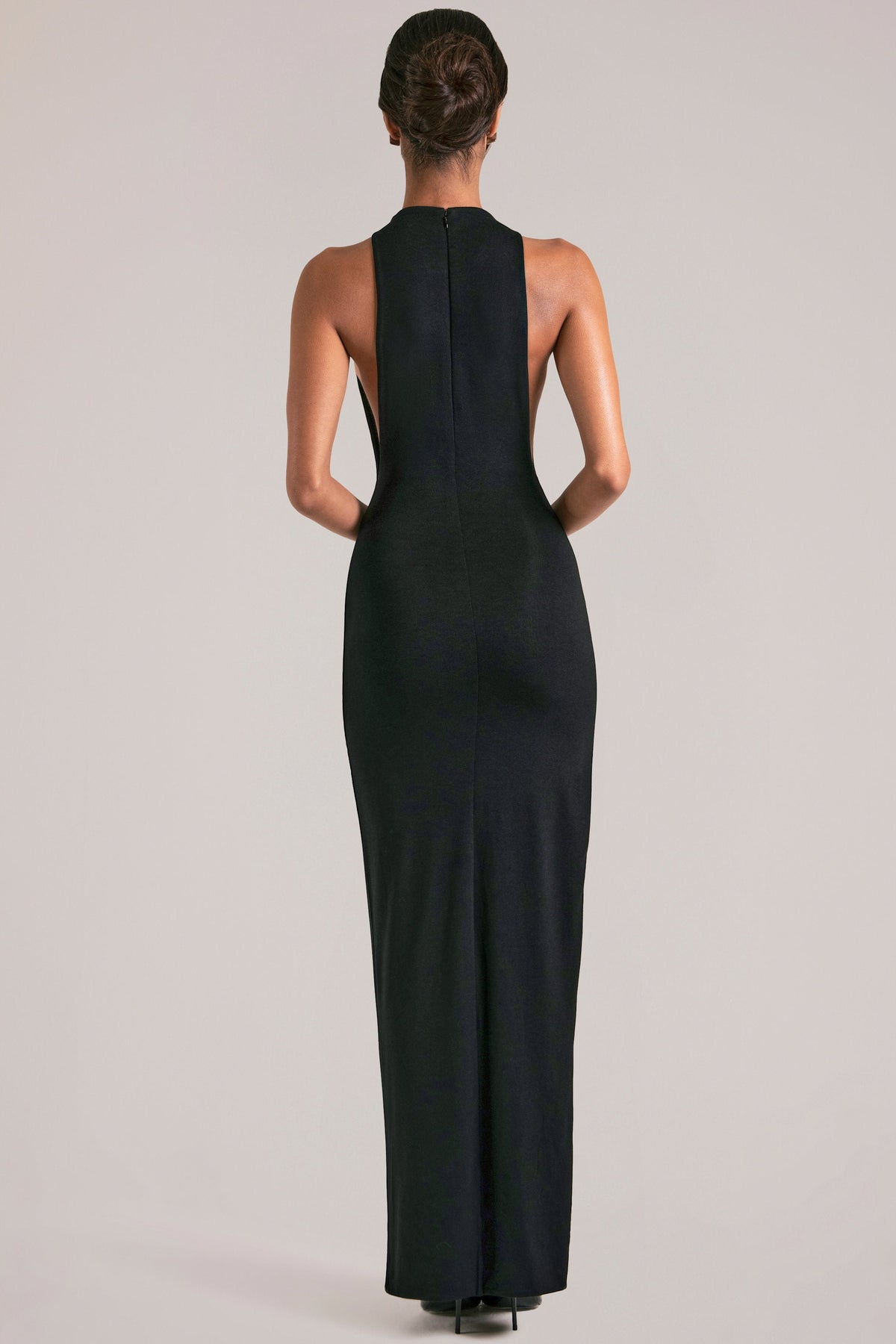Belavie Sleeveless Maxi Dress in Black