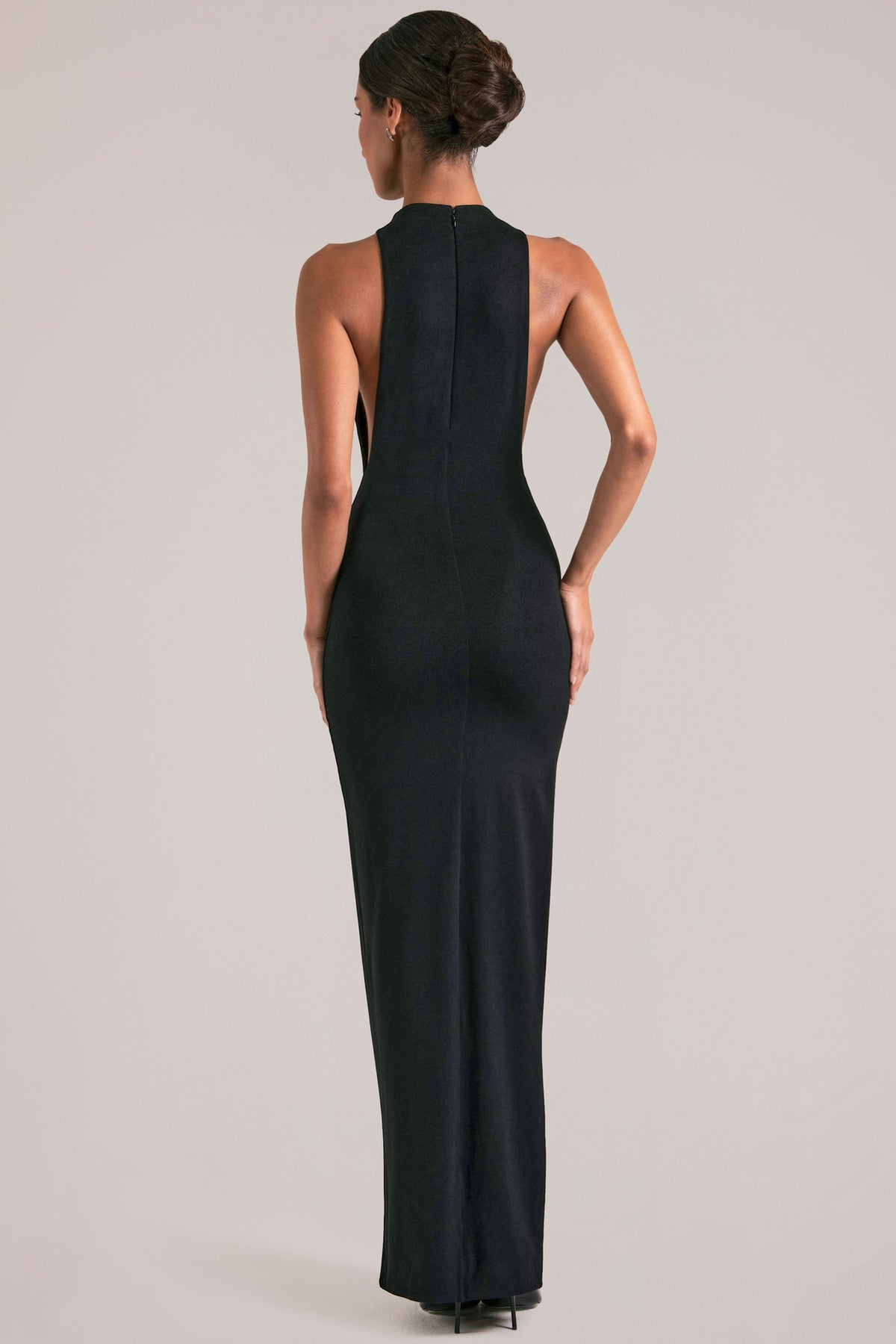 Belavie Sleeveless Maxi Dress in Black
