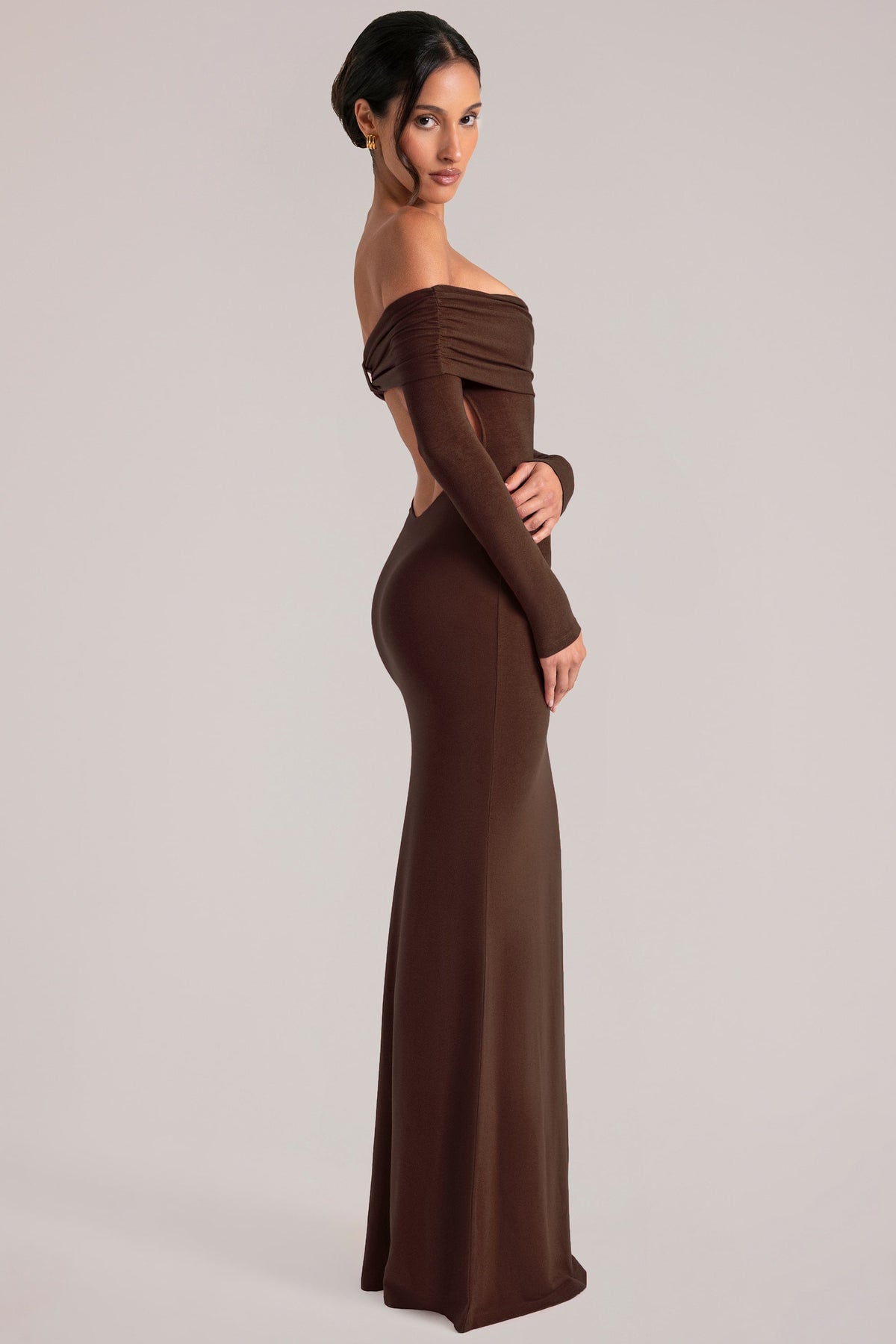 Belavie Off-Shoulder Long-Sleeve Maxi Dress in Chocolate Brown