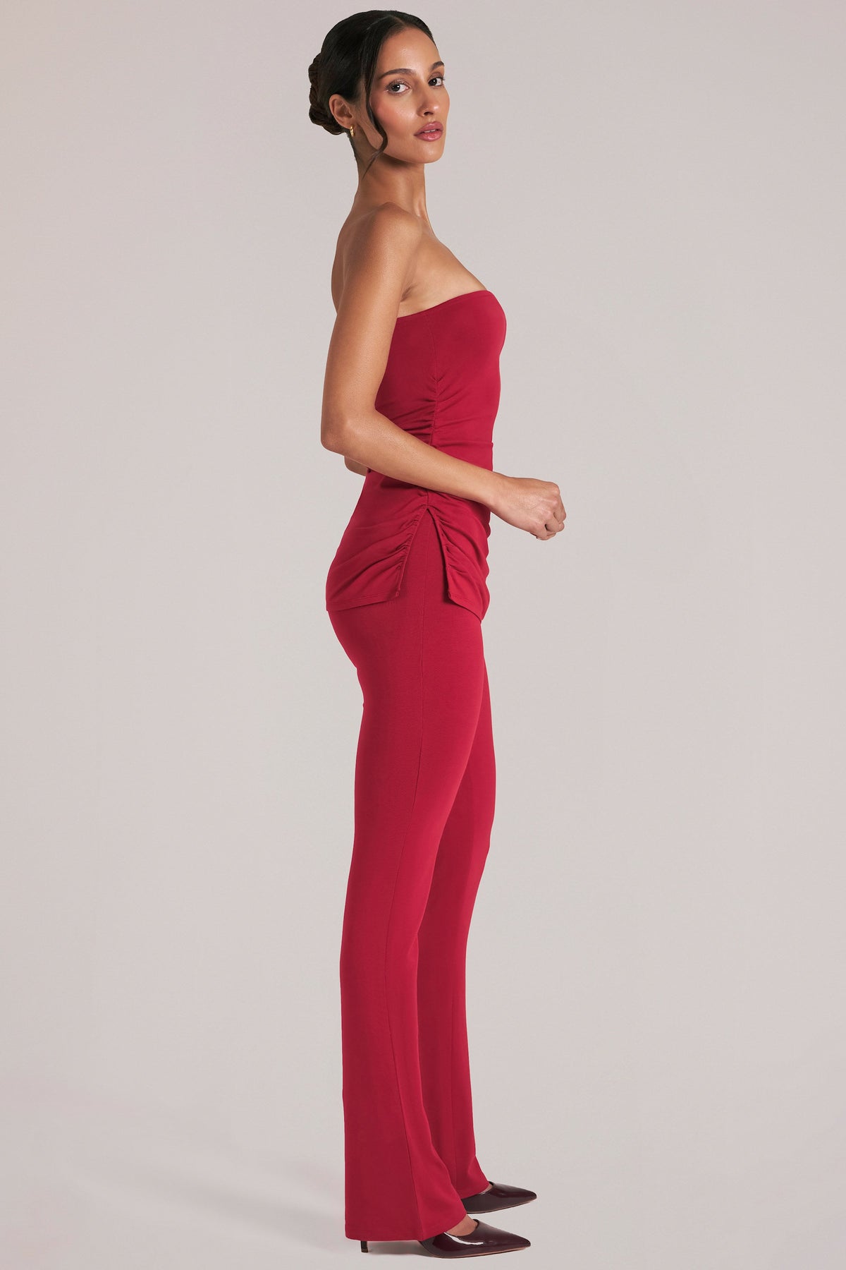 Belavie Mid-Rise Fitted Trousers in Cherry Red