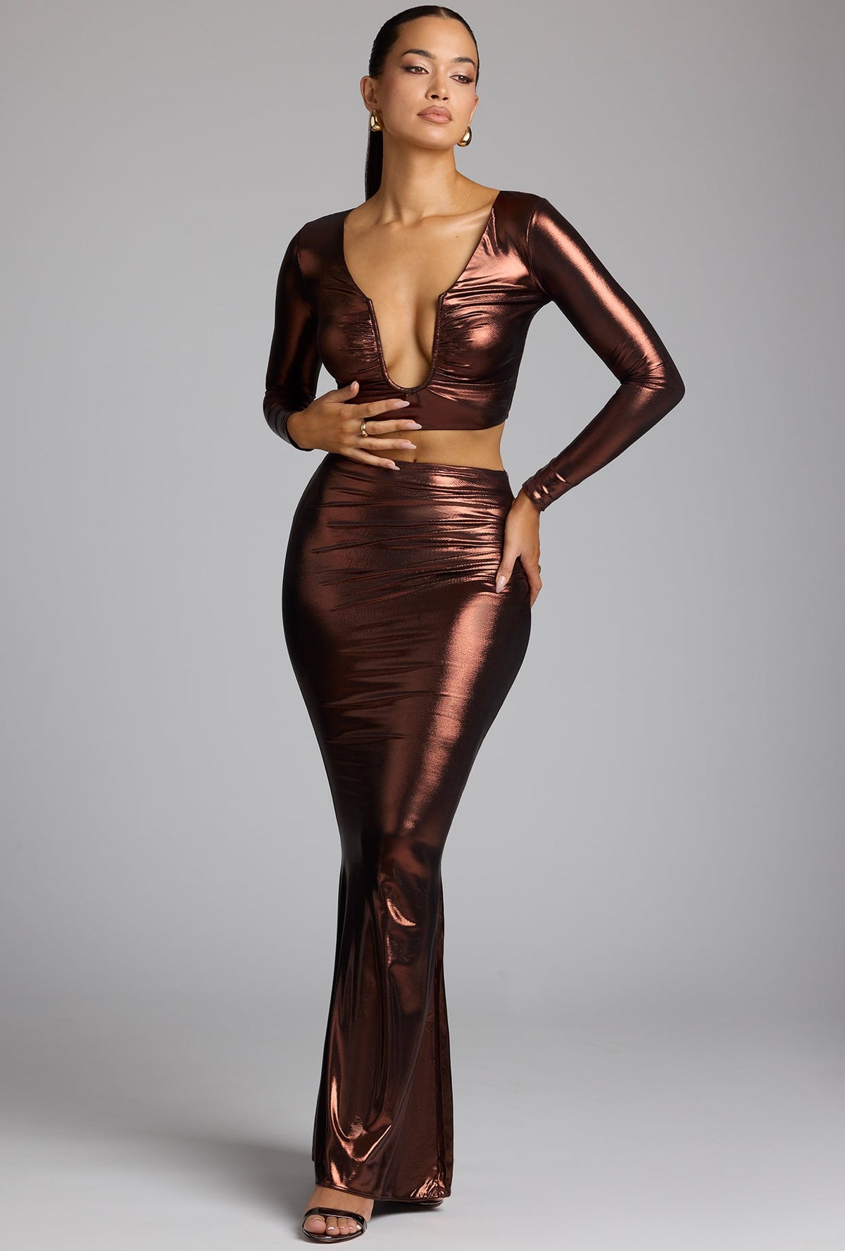 Belavie Rane Plunge Neck Metallic Jersey Crop Top in Copper Bronze