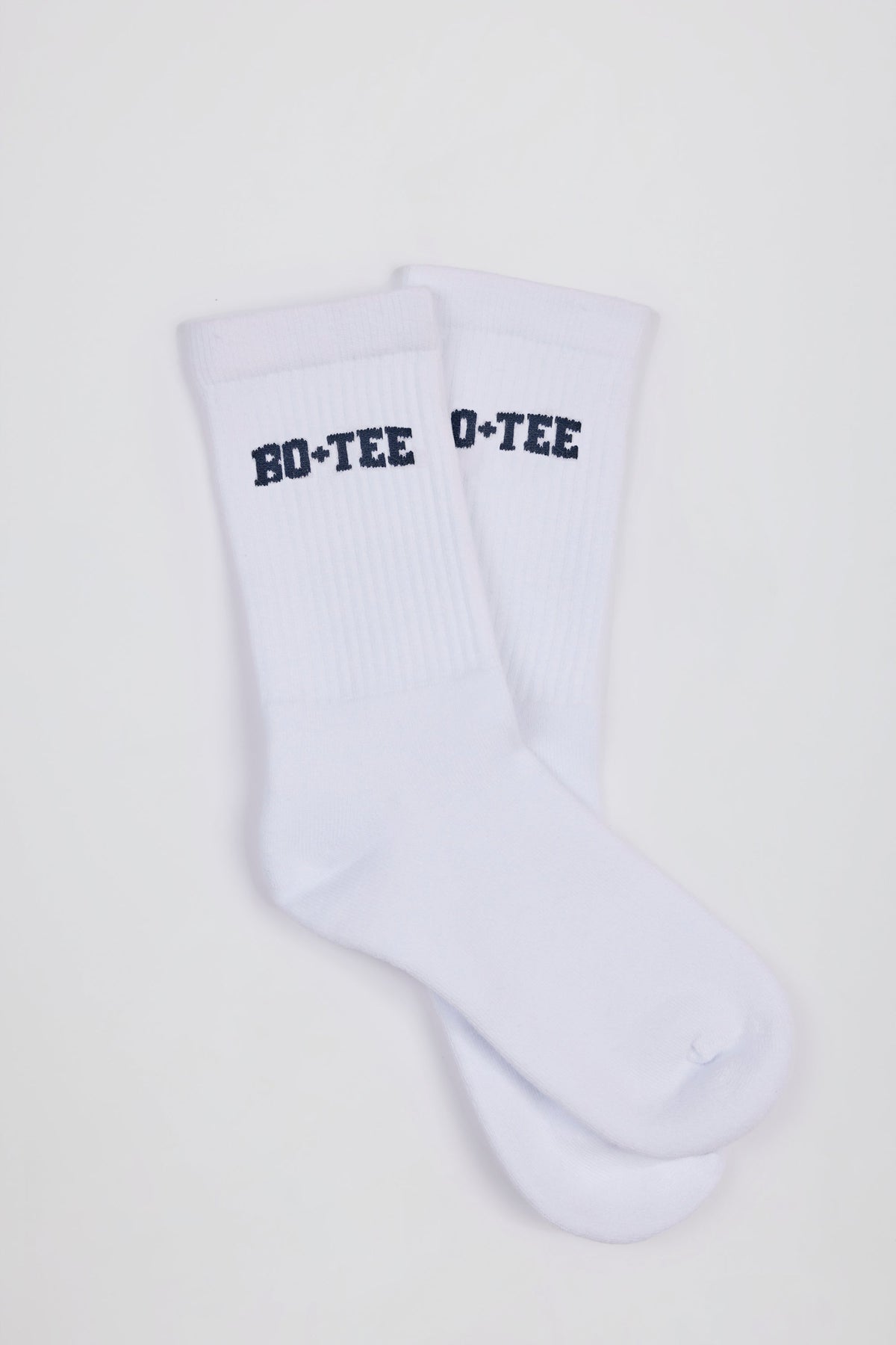 Belavie Ribbed Half-Crew Socks in White