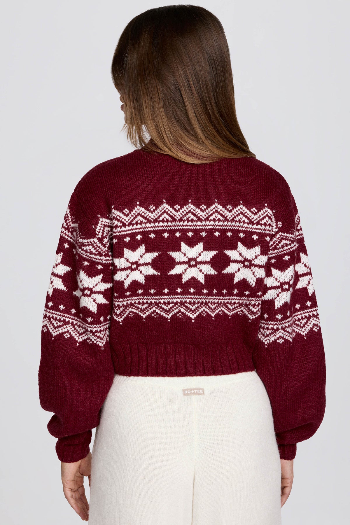 Belavie Jacquard-Knit Cropped Jumper in Crimson Red