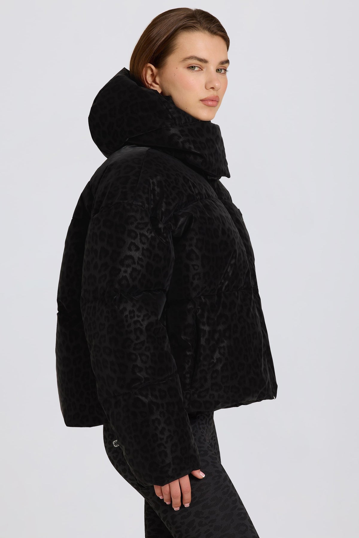 Belavie Waterproof Cropped Oversized Ski Jacket in Black Leopard