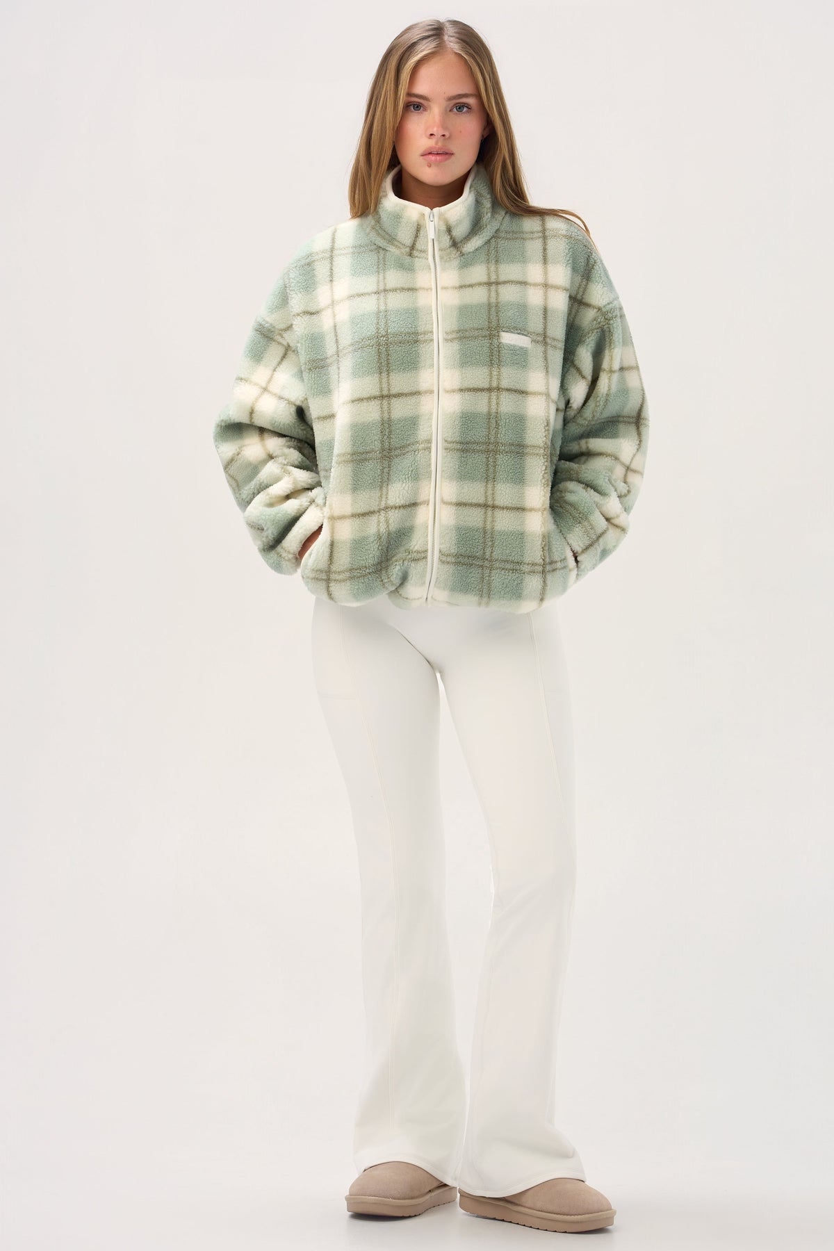 Belavie Oversized Zip-Up Fleece in Matcha Plaid