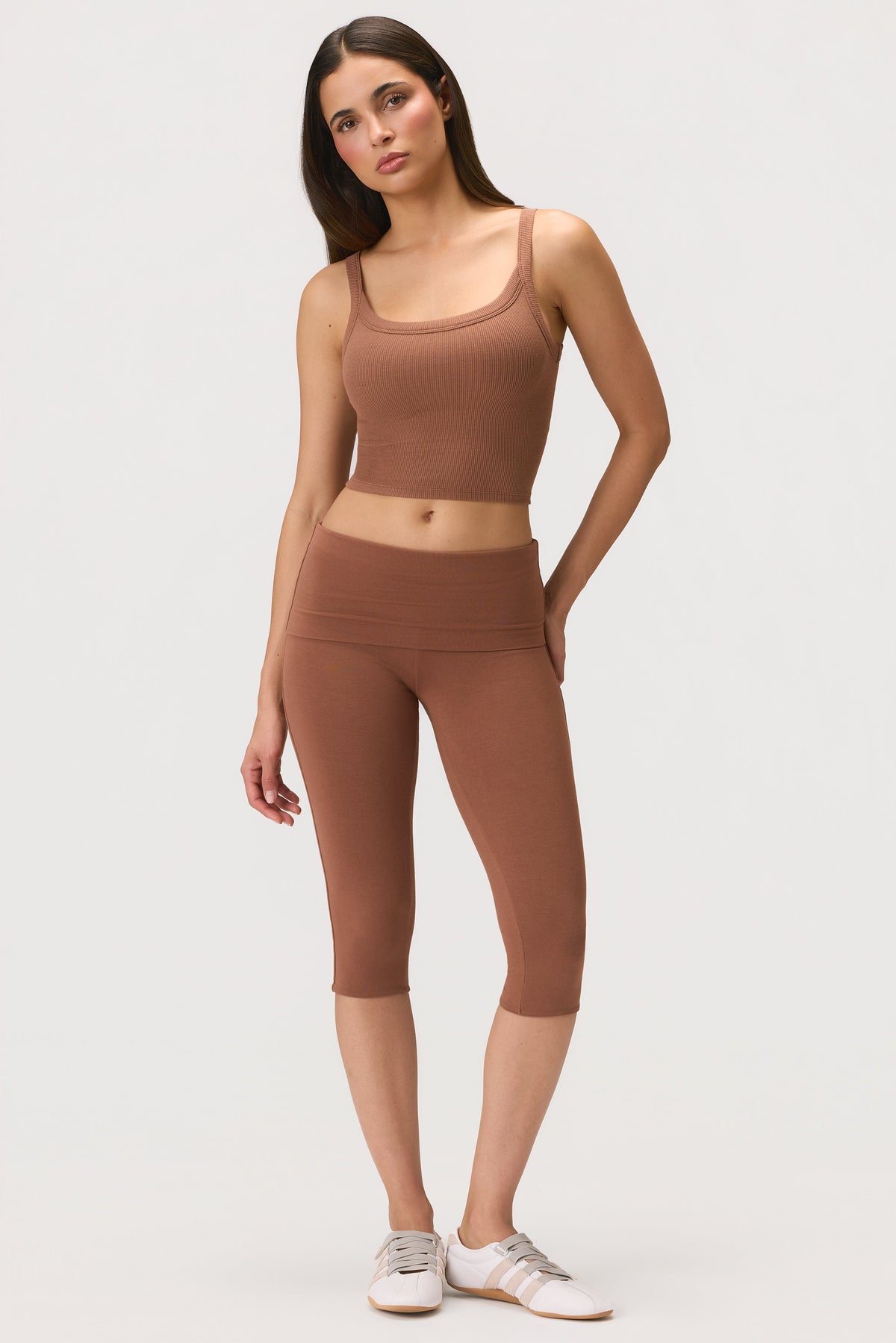 Belavie Capri Leggings in Cocoa