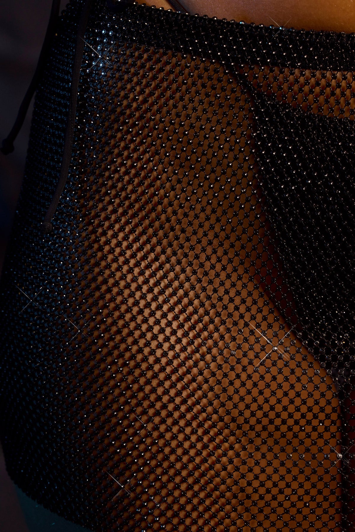 Belavie Low-Rise Mini Skirt in Black