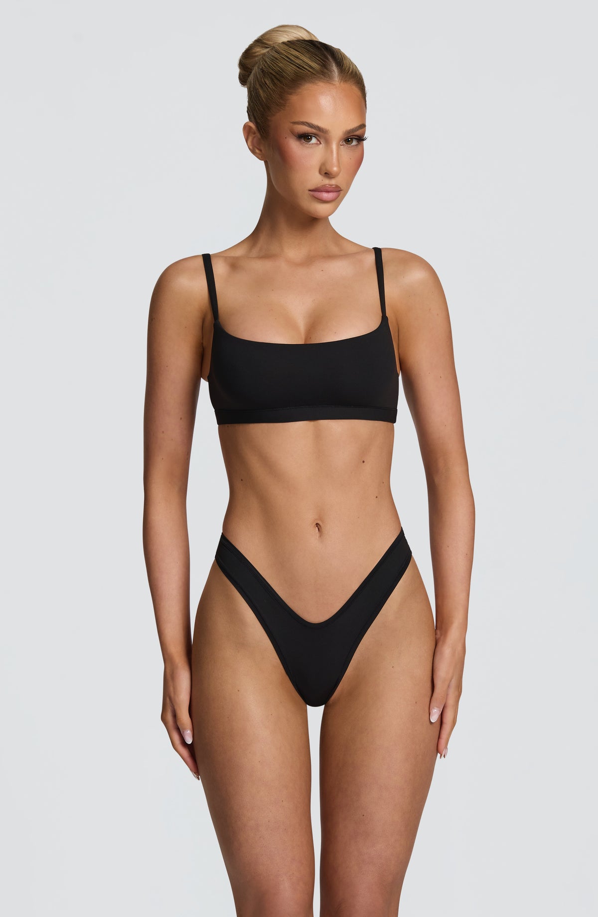 Belavie SoftForma Scoop Bralette - Black