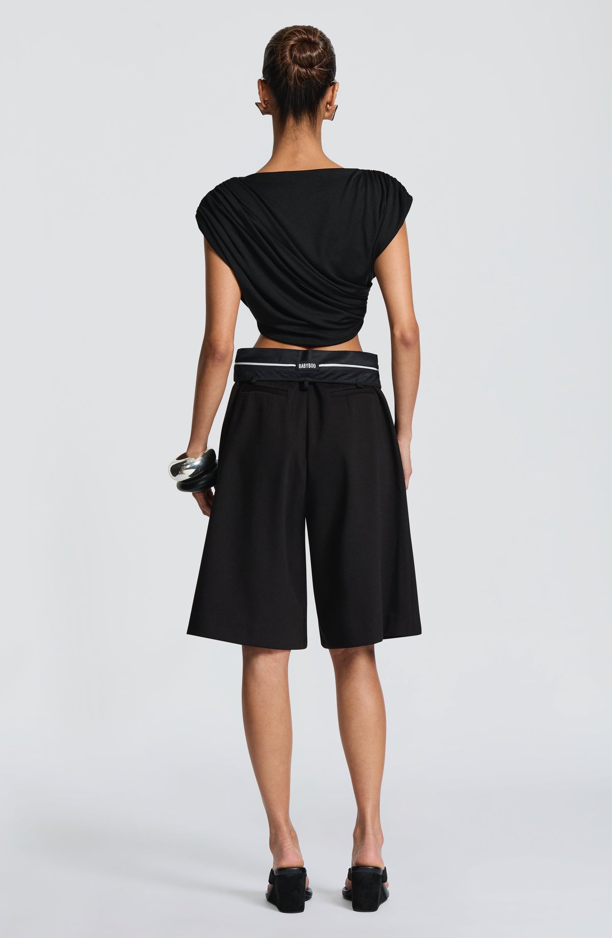Belavie Ausrella Bermuda Shorts - Black