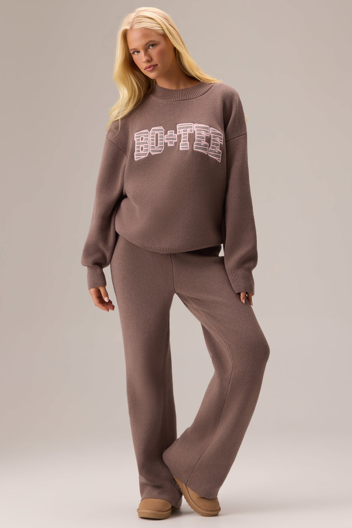 Belavie Ribbed Knit Oversized Jumper in Chestnut