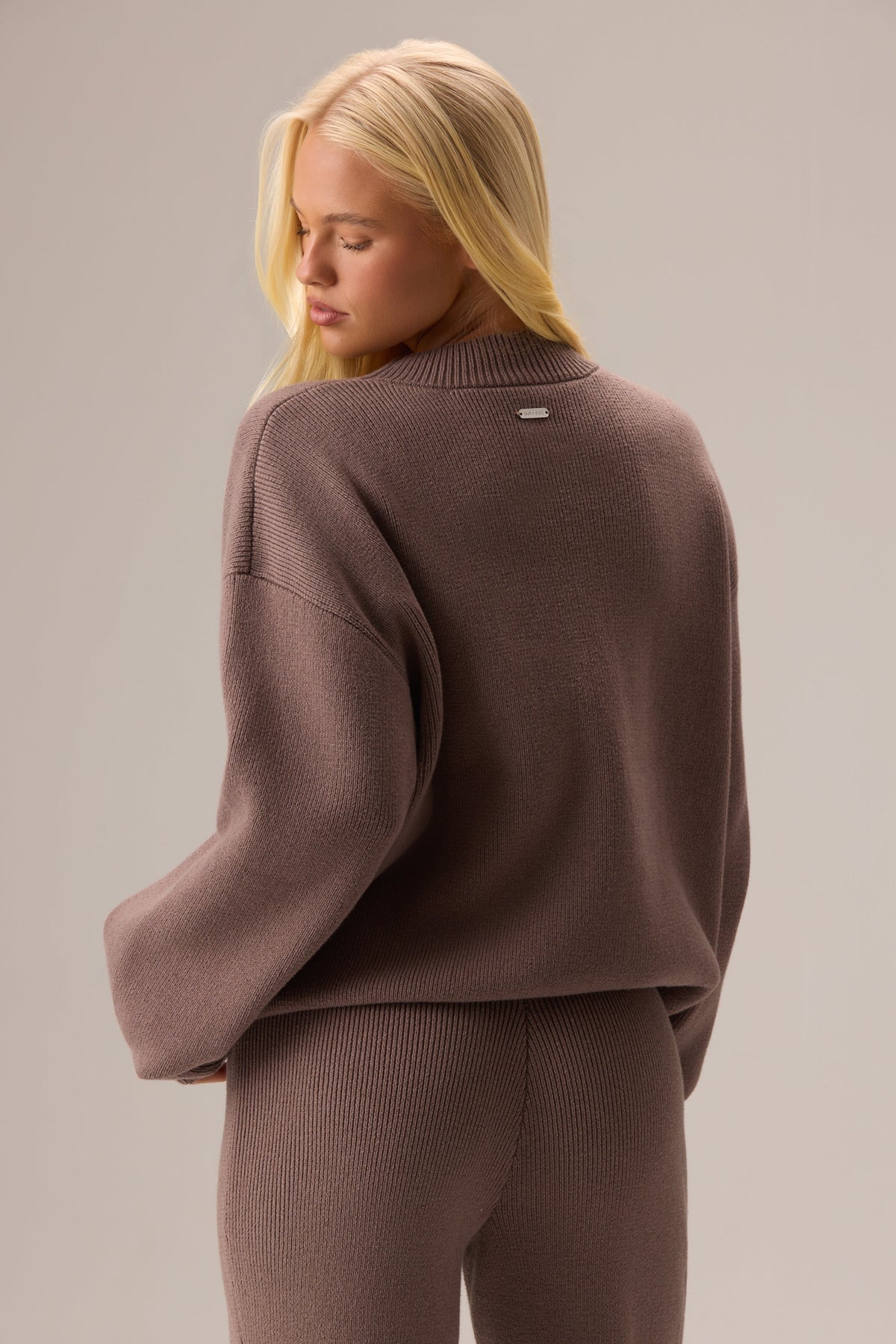 Belavie Ribbed Knit Oversized Jumper in Chestnut
