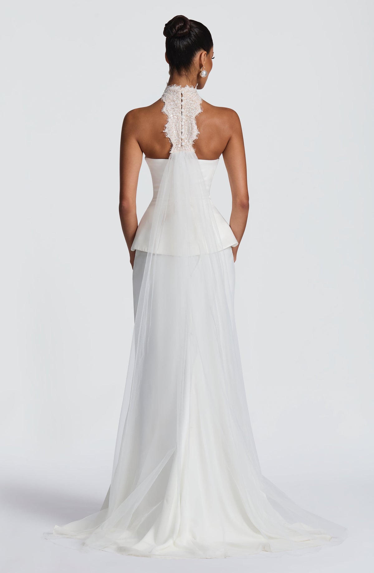 Belavie Elliella Lace Neck Veil - Ivory