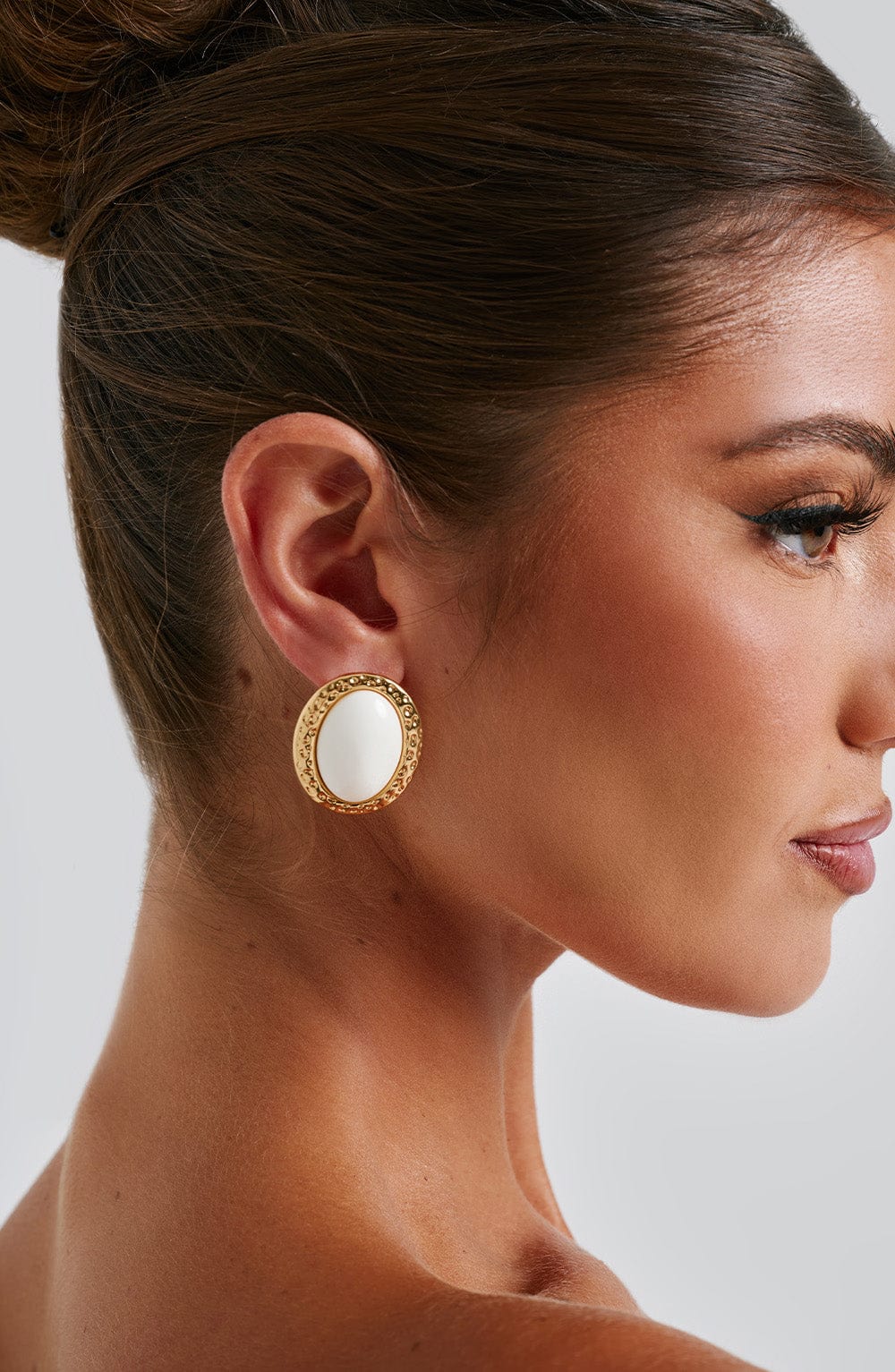 Belavie Eloisella Earrings - Ivory/Gold