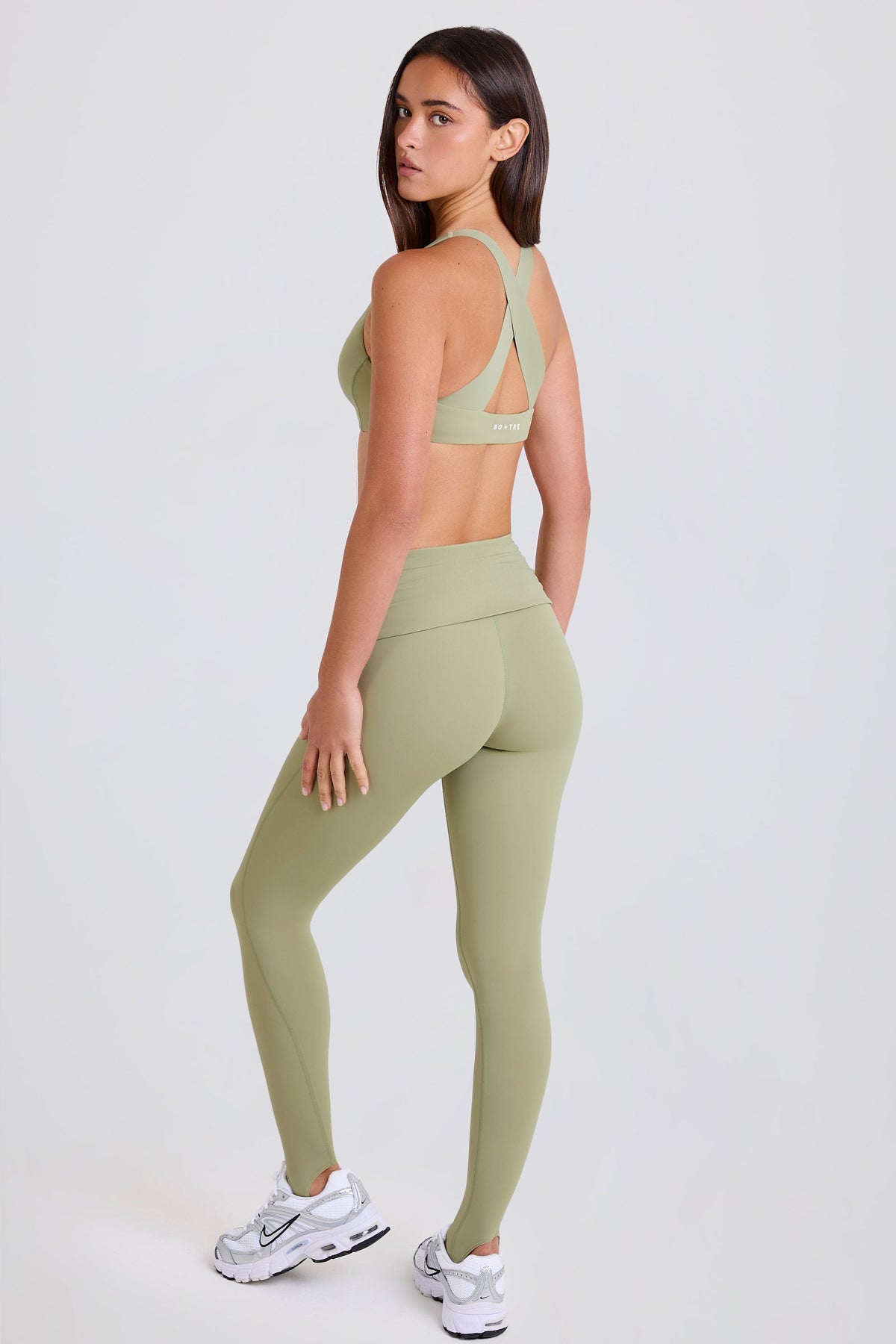 Belavie Foldover Mid-Rise Stirrup Leggings in Matcha