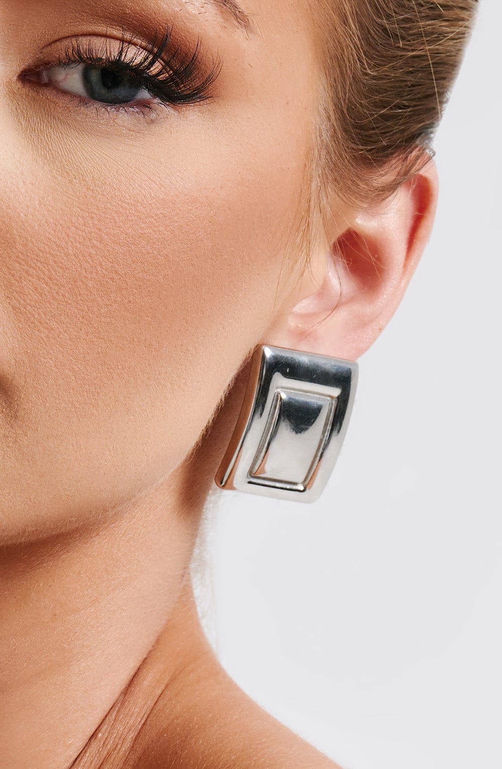 Belavie Londonne Earrings - Silver