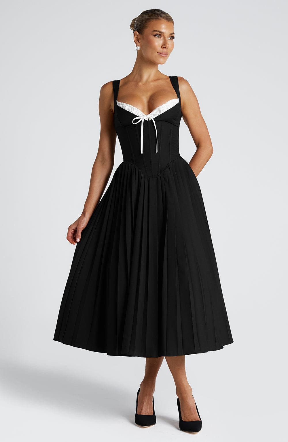 Belavie Natassiella Midi Dress - Black/White