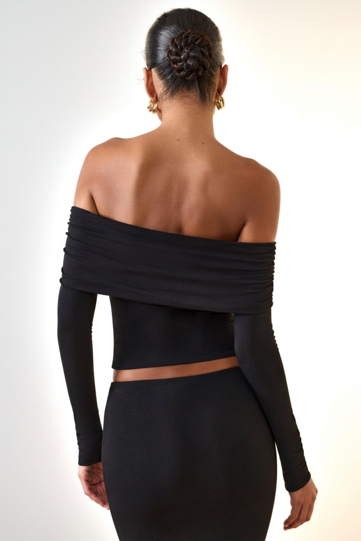 Belavie Kesie Modal Off-Shoulder Long-Sleeve Top in Black