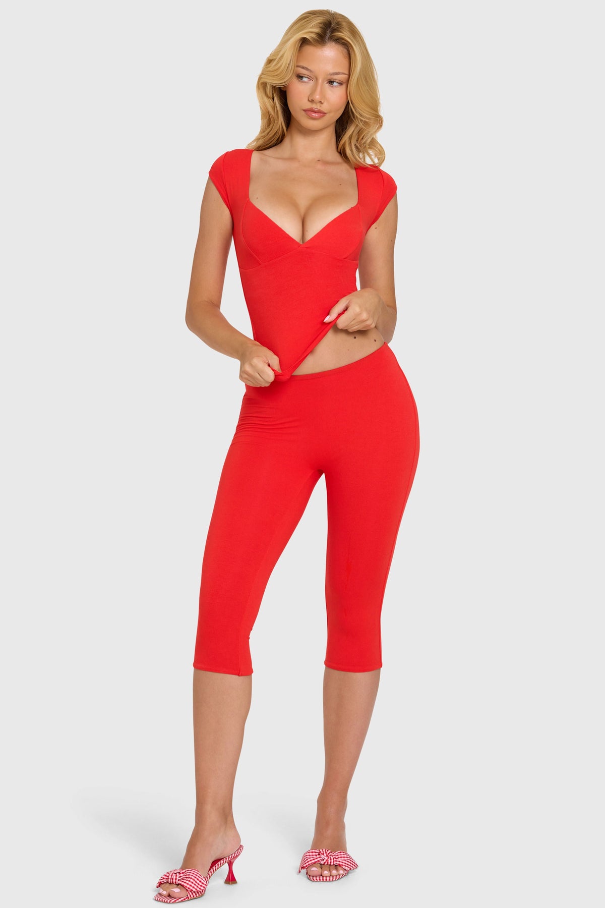 Belavie Lovise Modal Capri Leggings in Cherry