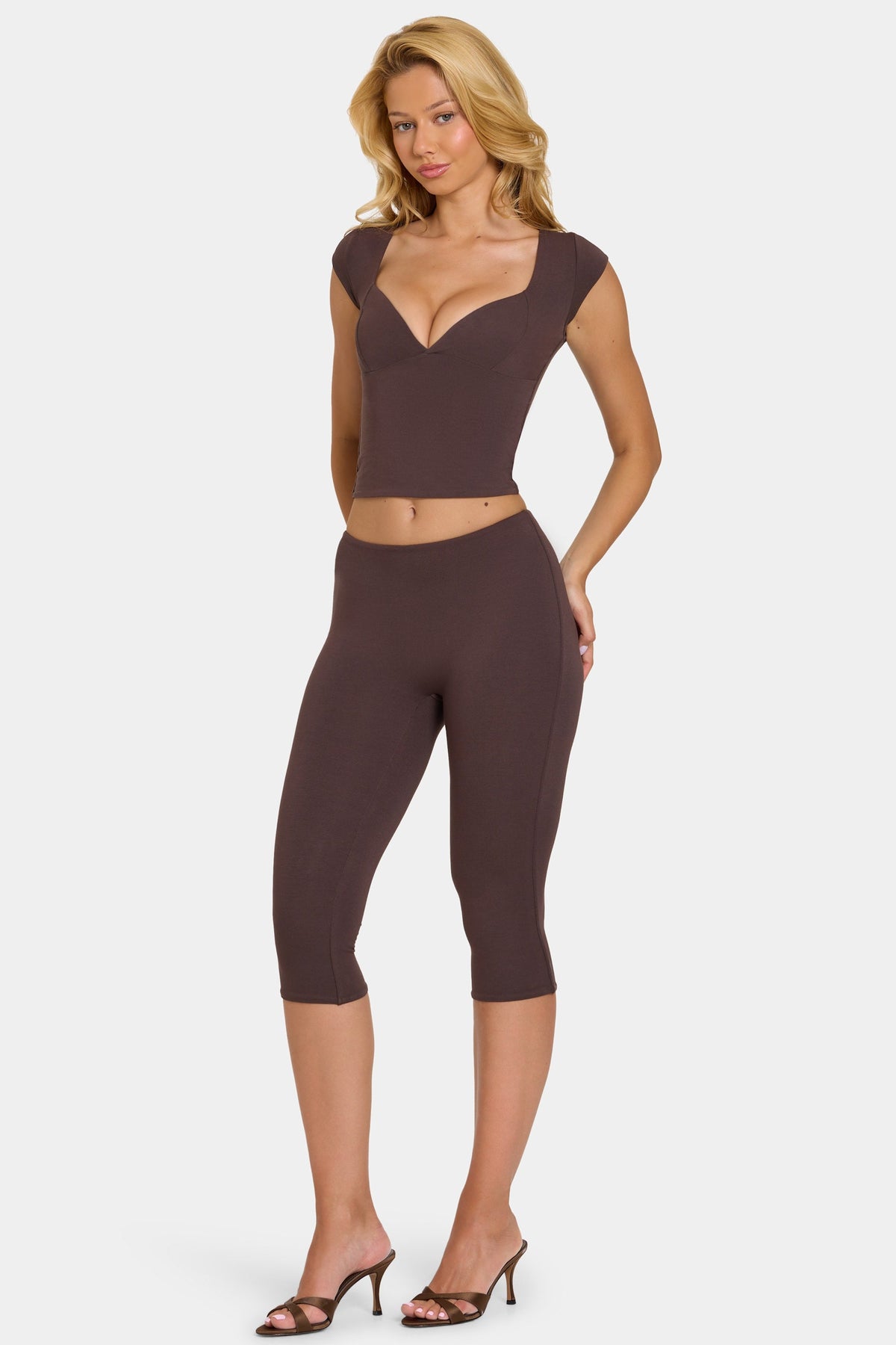 Belavie Lovise Modal Capri Leggings in Chocolate