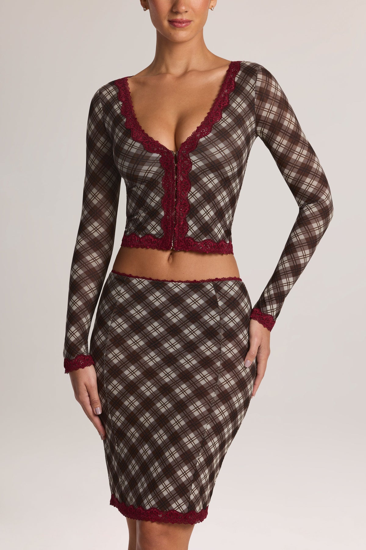 Belavie Menite Lace-Trim Low-Rise Midi Skirt in Diagonal Check Print