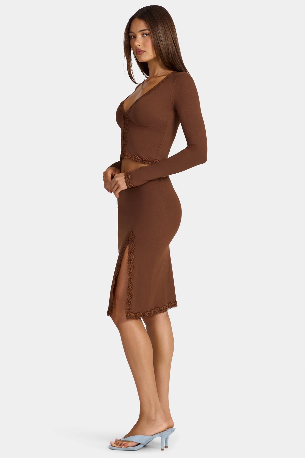 Belavie Perdi Modal Lace-Trim Low-Rise Midi Skirt in Cocoa Brown