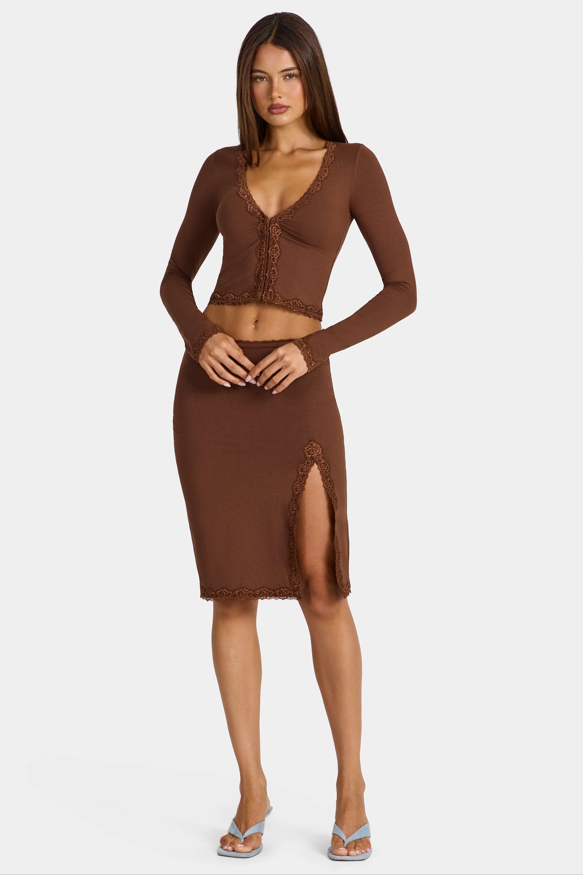 Belavie Perdi Modal Lace-Trim Low-Rise Midi Skirt in Cocoa Brown