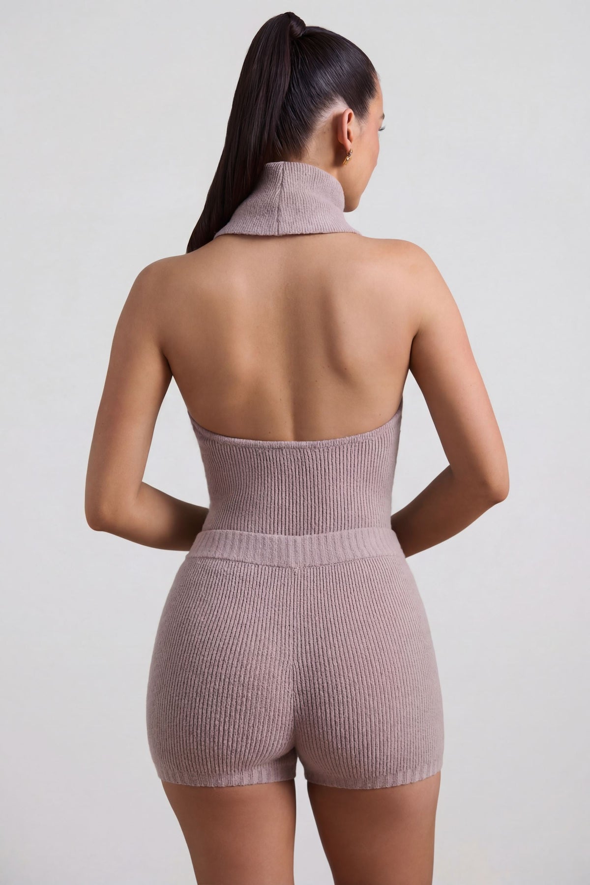 Belavie Sakare Ribbed-Knit Turtleneck Backless Top in Taupe