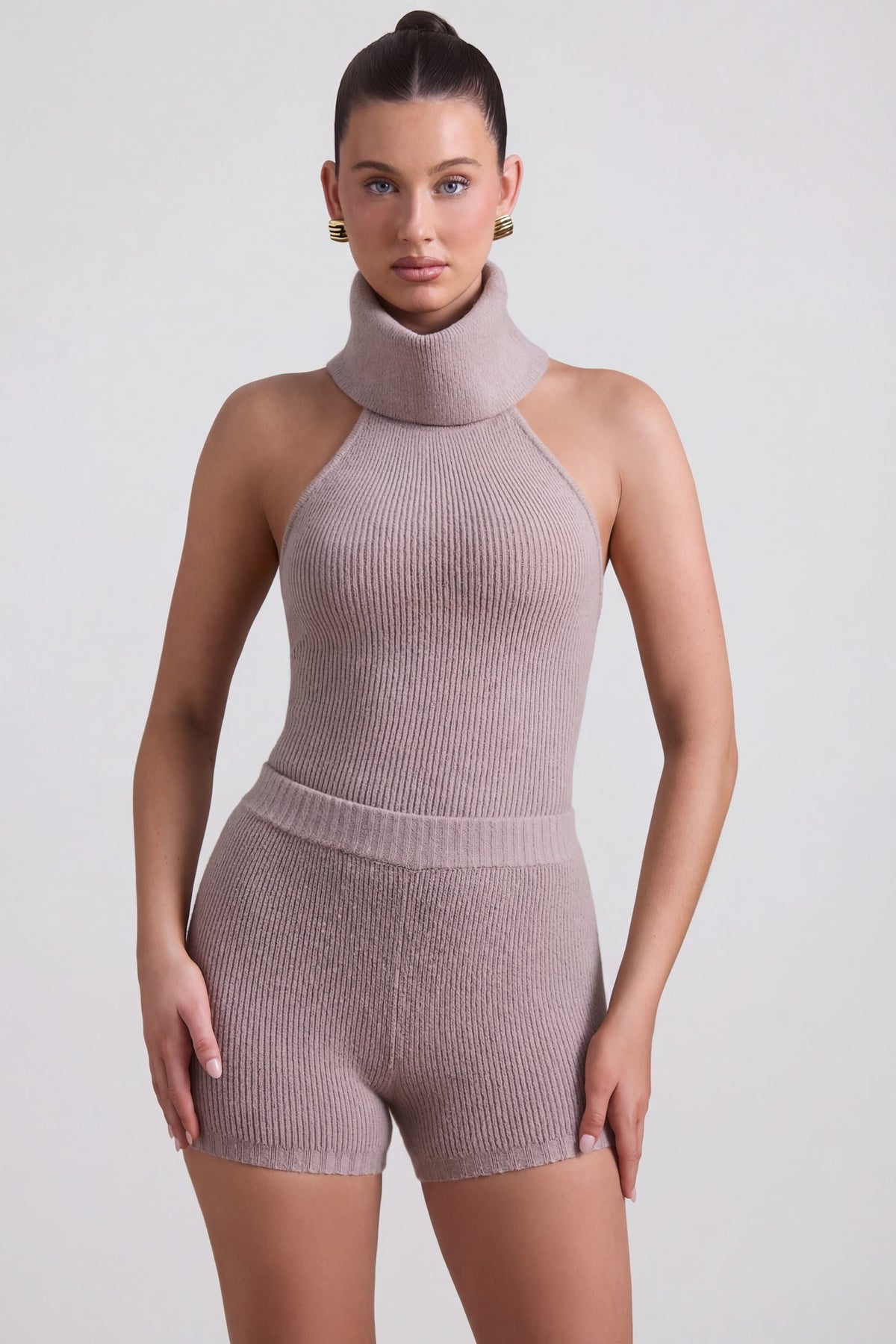 Belavie Sakare Ribbed-Knit Turtleneck Backless Top in Taupe