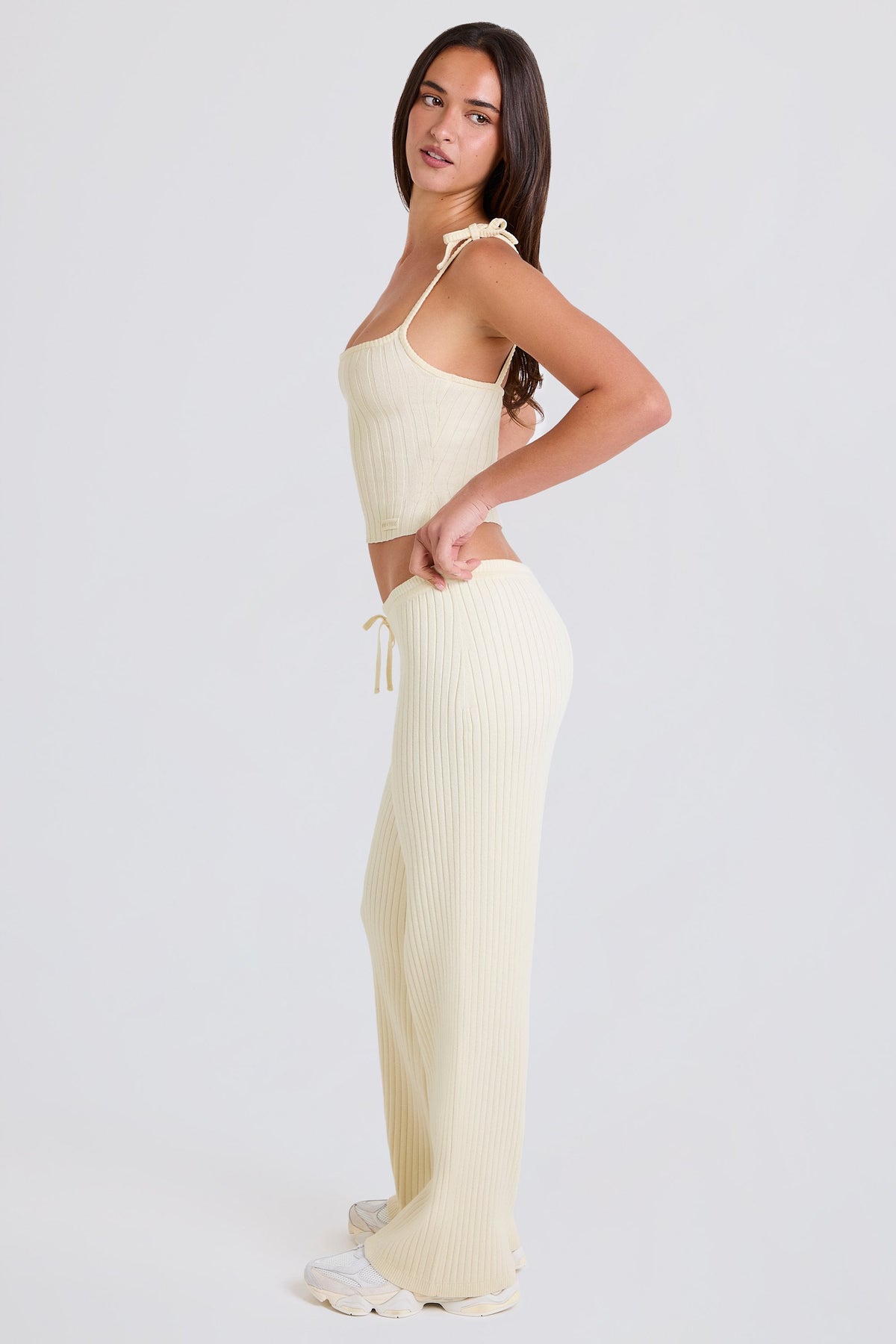Belavie Ribbed Knit Wide-Leg Joggers in Cream