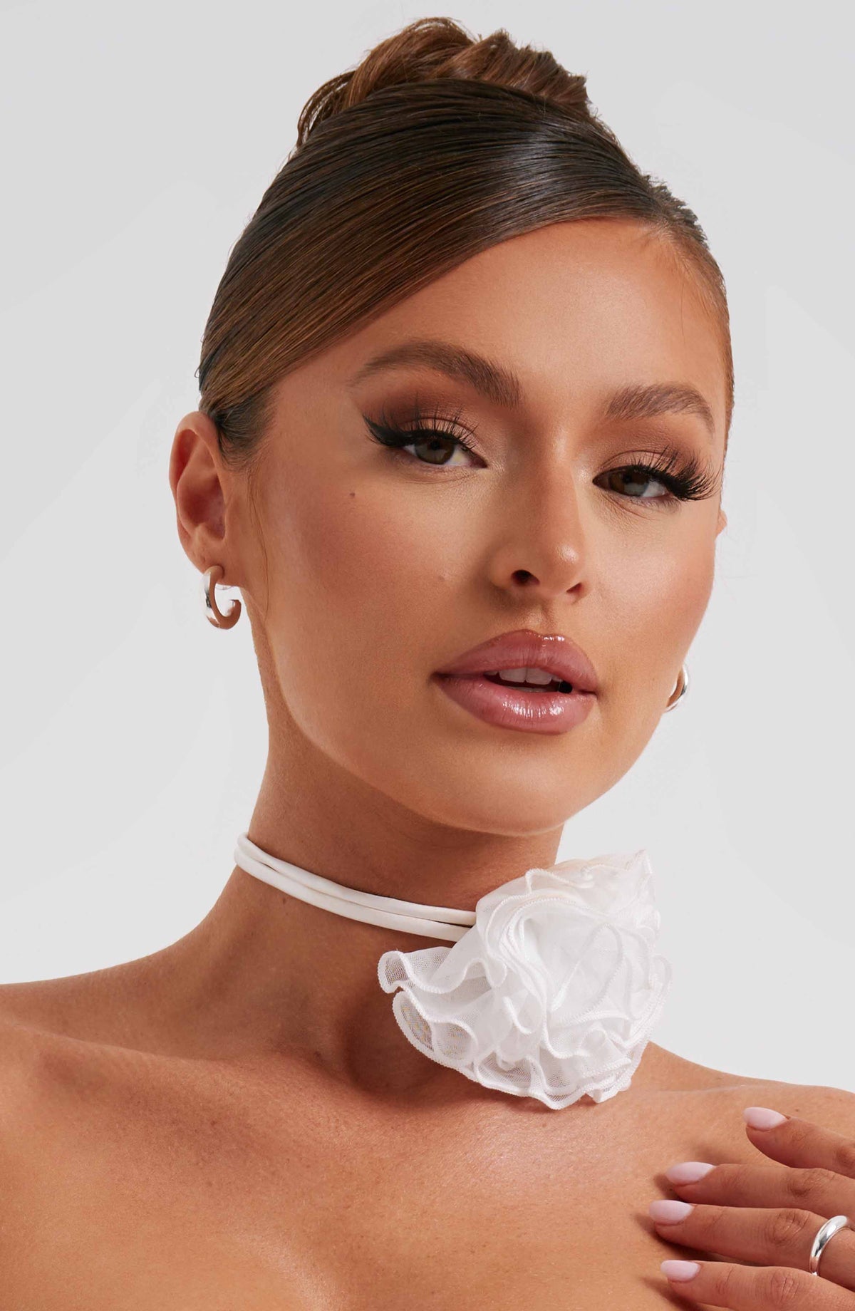 Belavie Tillia Floral Neck Tie - Ivory