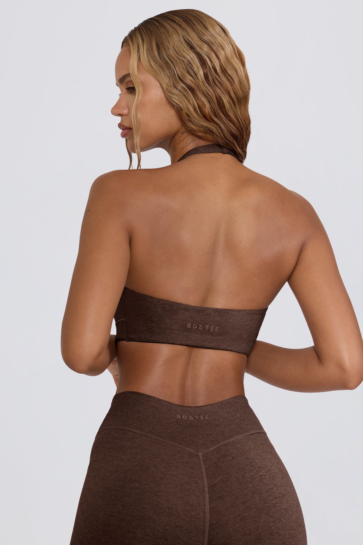 Belavie Brushed Jersey V-Neck Sports Bra in Pecan Marl